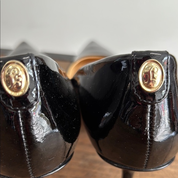 Ivanka Trump Black Heels Classic Pointed-Toe Pumps - Picture 5 of 8